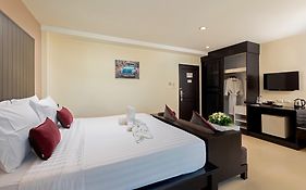 Baramee Resortel Phuket 3*