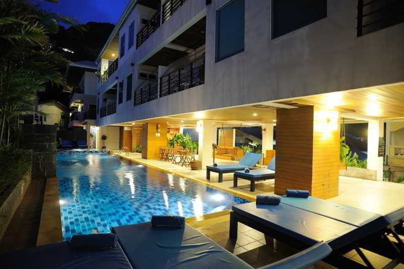 Baramee Resortel Patong Exterior photo